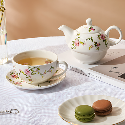 Englische Teekanne Gartendekor