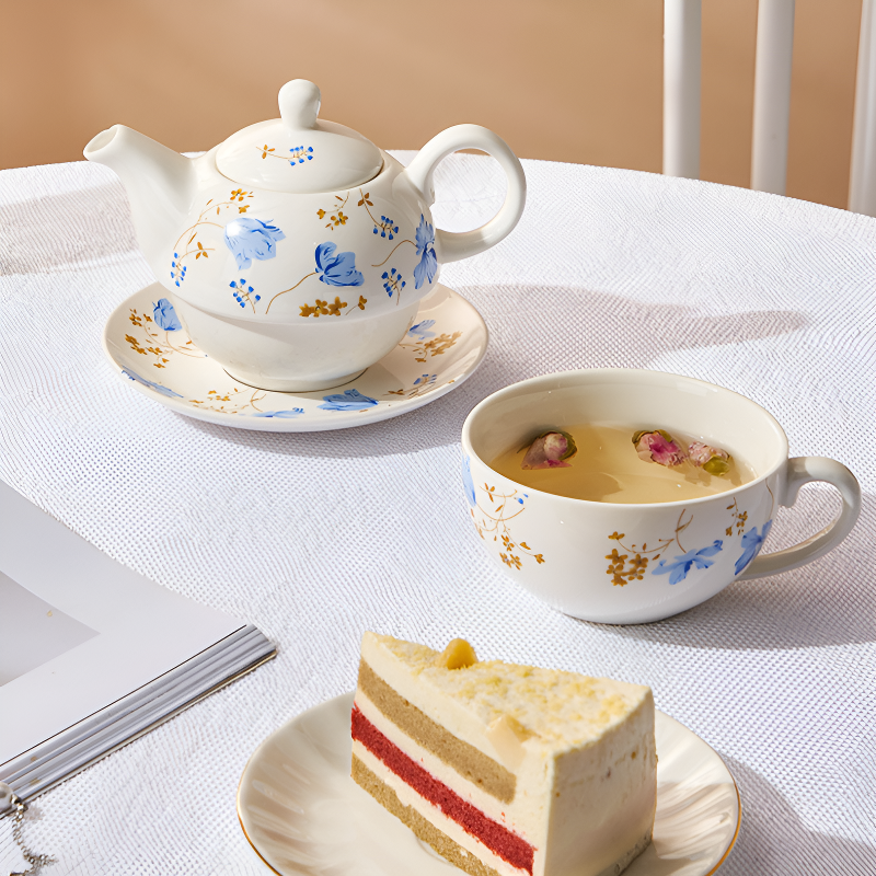 Englische Teekanne Gartendekor