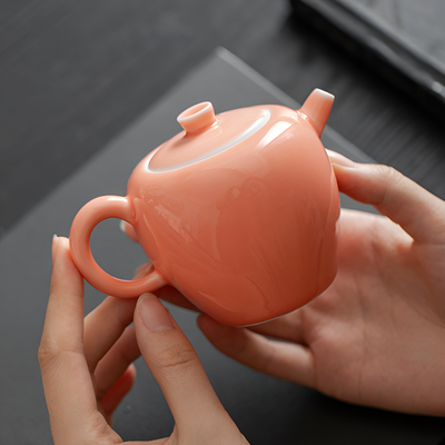 Feine Porzellan Teekanne