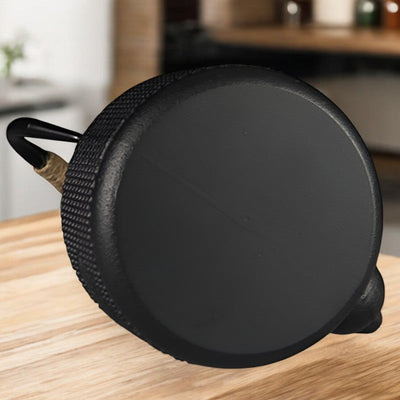 Gusseisen Teekanne mit Teefilter