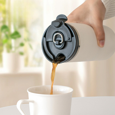 Isolierter Reisebecher