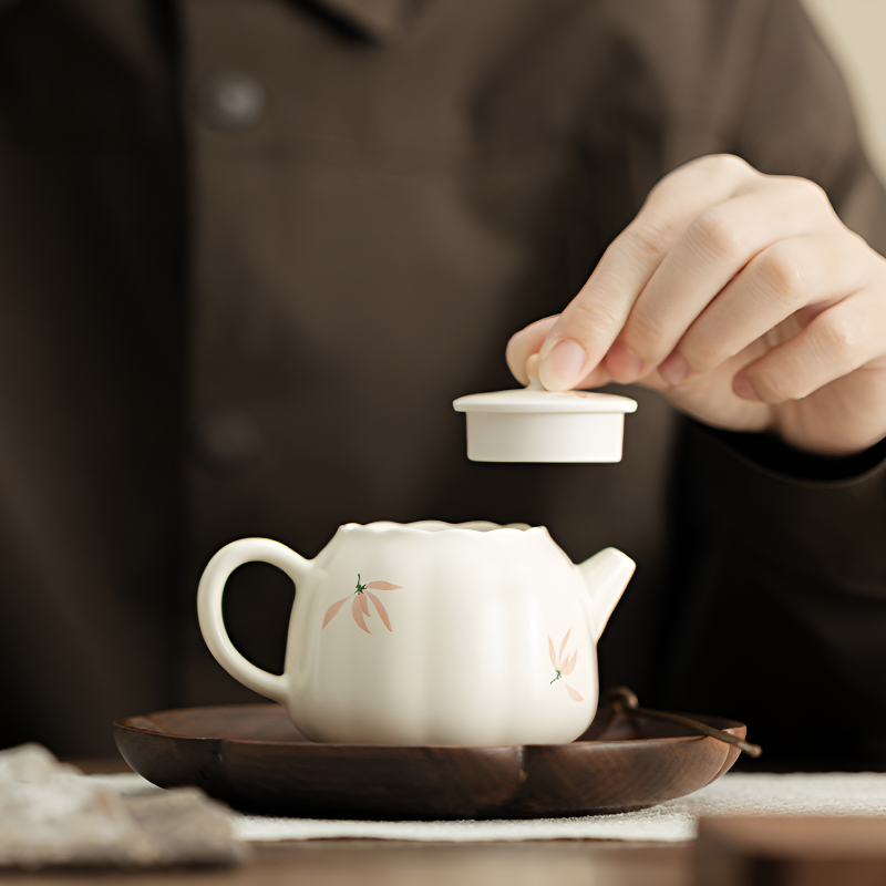 Kleine Keramik Teekanne