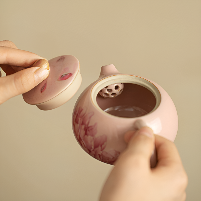 Rosa Keramik Teekanne