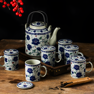 Antike blaue Porzellan Teekanne