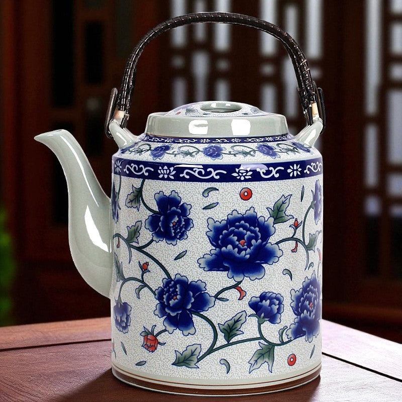 Antike blaue Porzellan Teekanne