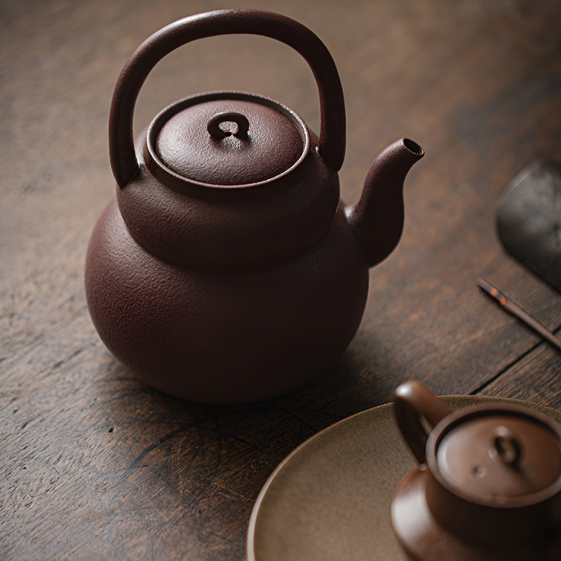 Antike japanische Teekanne