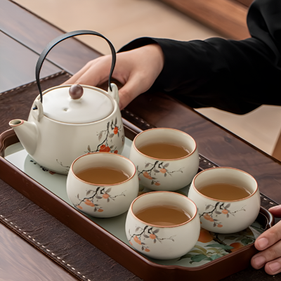 Antike Porzellan Teekanne weißer Grund