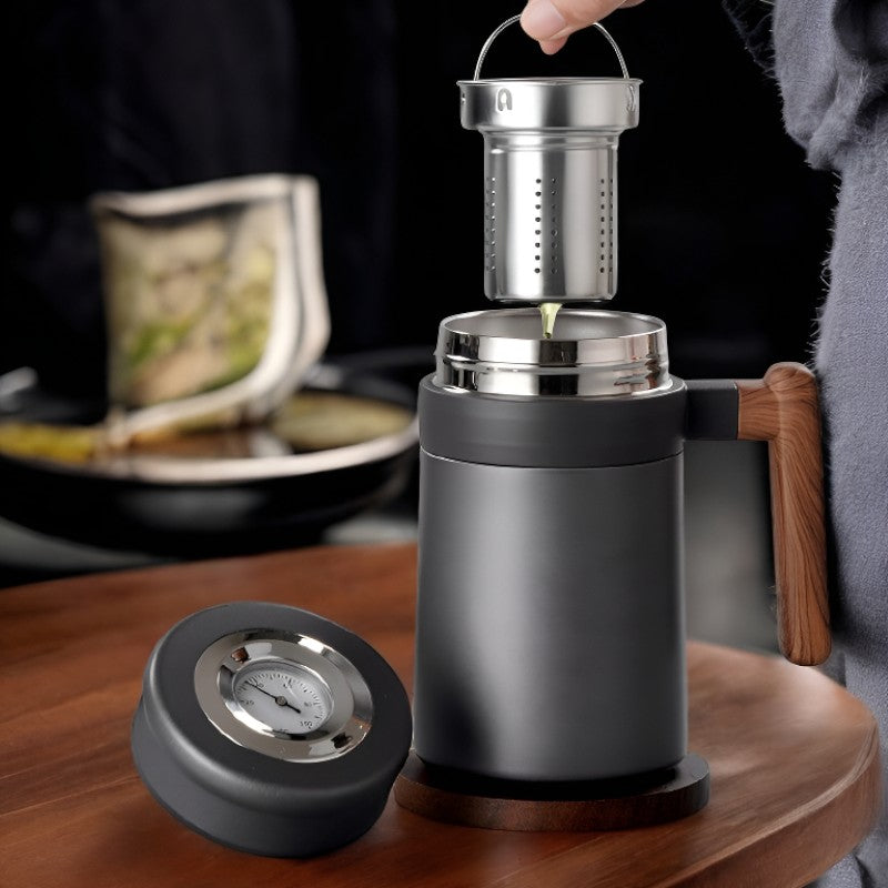 Becher mit Filter Temperaturanzeige