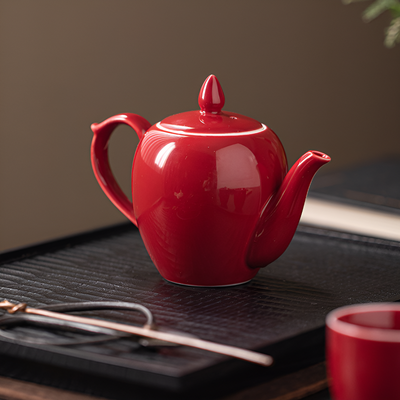 Chinesische rote Teekanne
