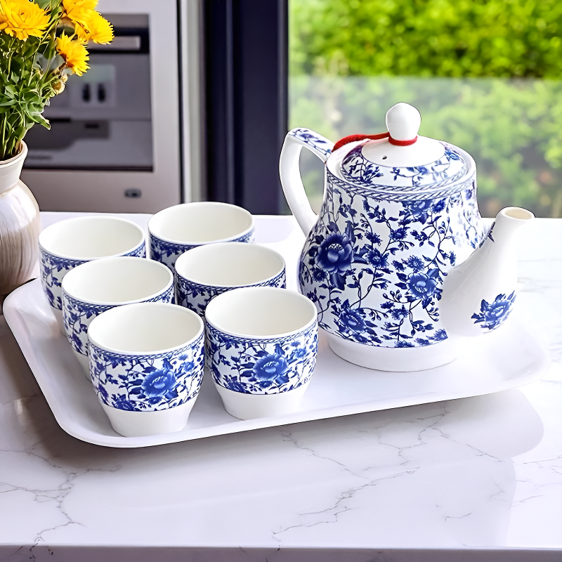 Chinesische Teekanne blau und weiß