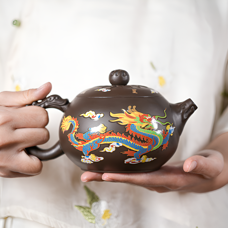 Chinesische Teekanne Drache