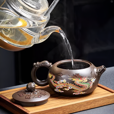 Chinesische Teekanne Drache