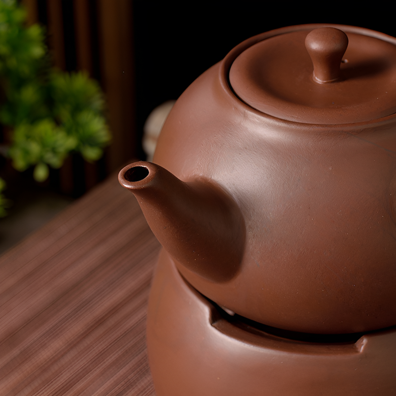 Chinesische Teekanne erdbraun