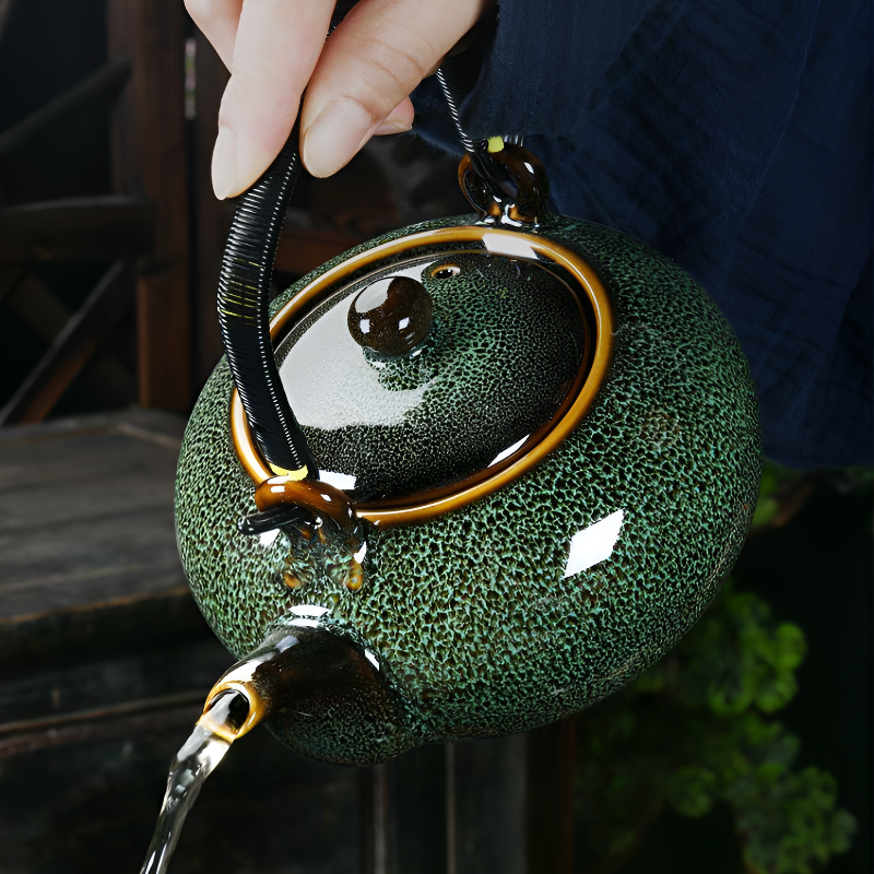 Chinesische Teekanne Teeritual