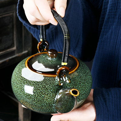 Chinesische Teekanne Teeritual