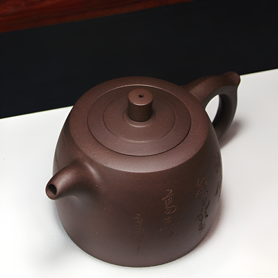 Chinesische Ton-Teekanne