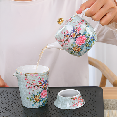 Chinesisches Porzellan-Teeservice mit Vogeldekor