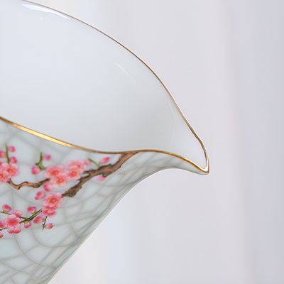 Chinesisches Porzellan-Teeservice mit Vogeldekor