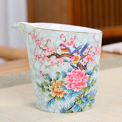 Chinesisches Porzellan-Teeservice mit Vogeldekor