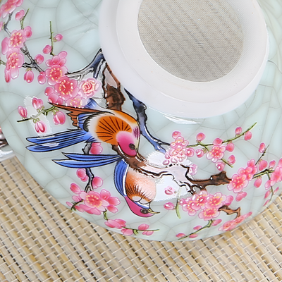 Chinesisches Porzellan-Teeservice mit Vogeldekor