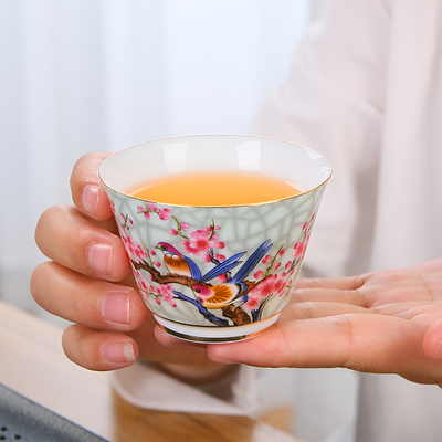 Chinesisches Porzellan-Teeservice mit Vogeldekor