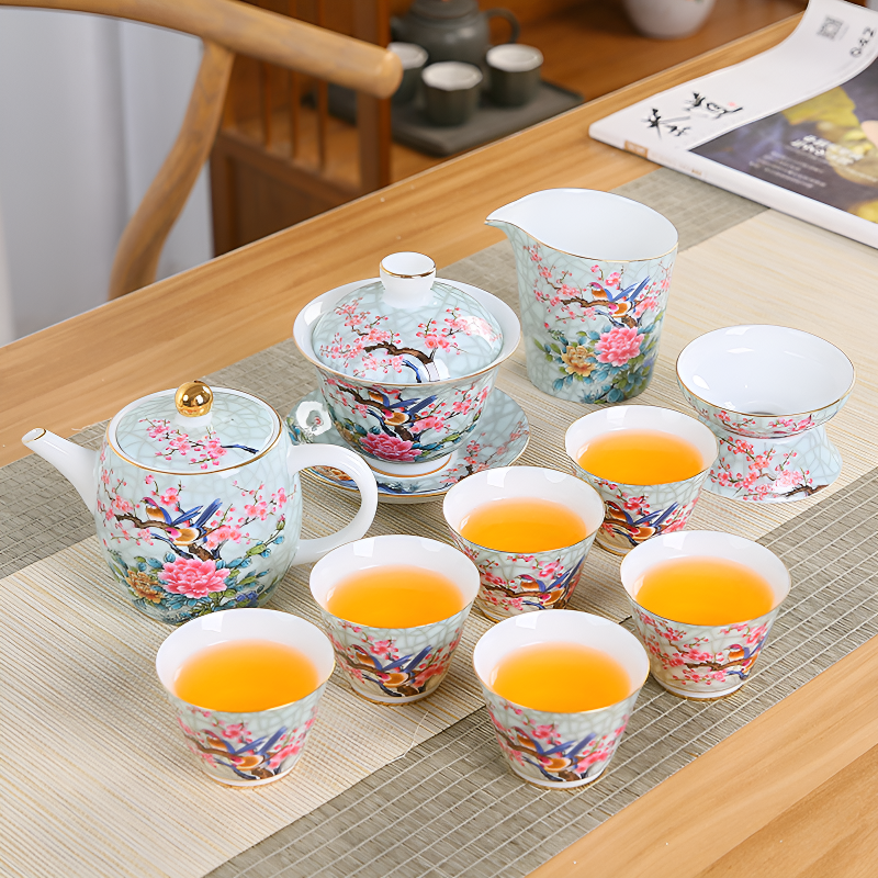 Chinesisches Porzellan-Teeservice mit Vogeldekor