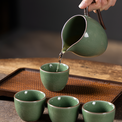 Chinesisches Porzellan Teeset grün