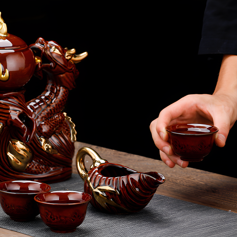 Chinesisches Teeset golden und braun Reliefmuster