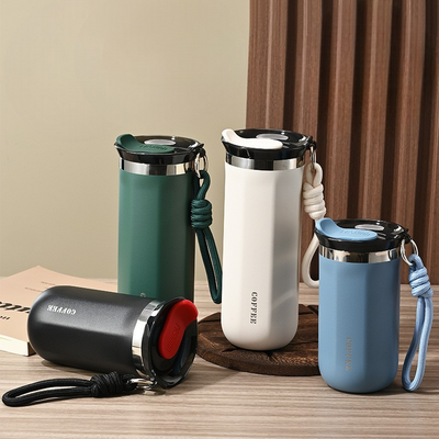 Design isolierter Becher