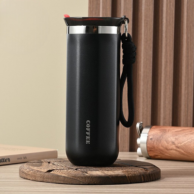 Design isolierter Becher