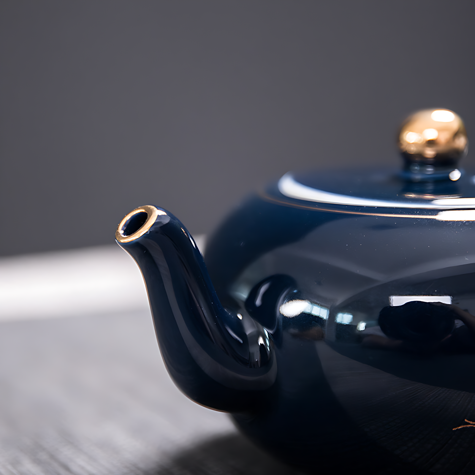 Designer Teekanne Porzellan