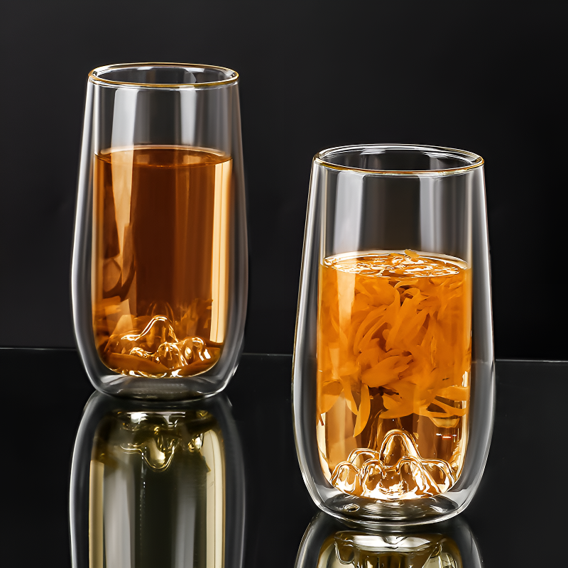 Doppelwandiges Teeglas