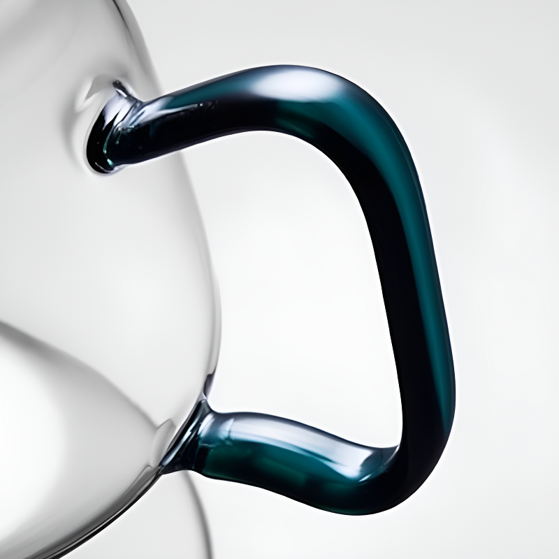 Einfache transparente Teekanne