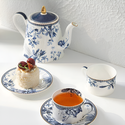 Elegante englische Teekanne