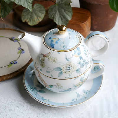 Englische Solitär-Teekanne