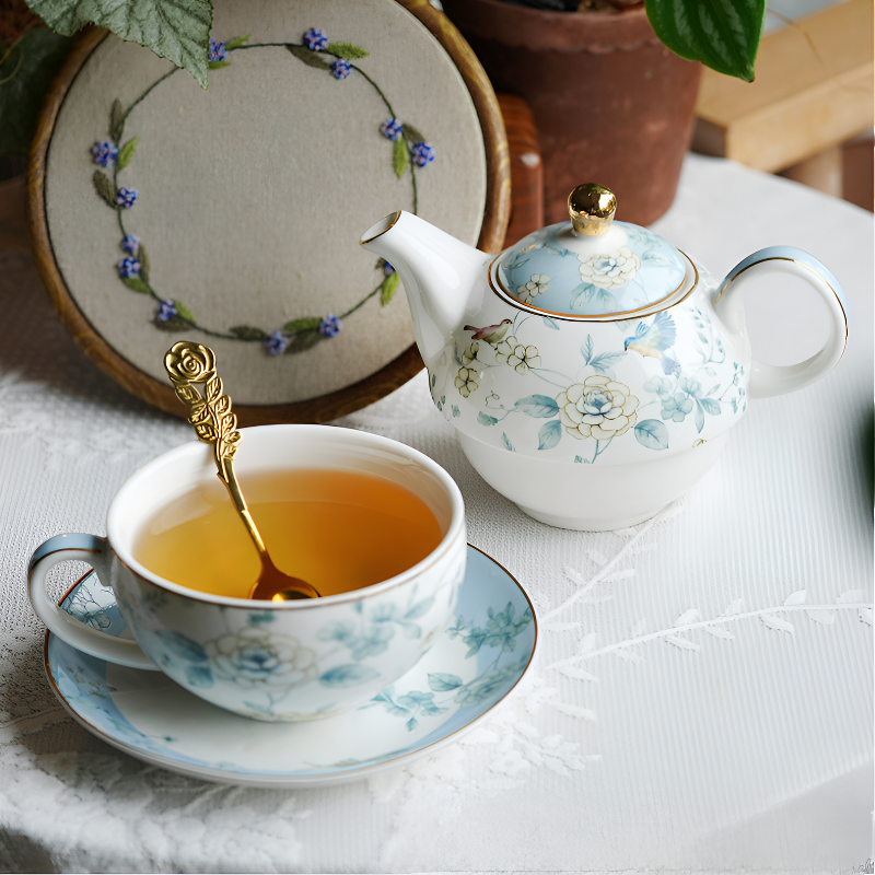 Englische Solitär-Teekanne