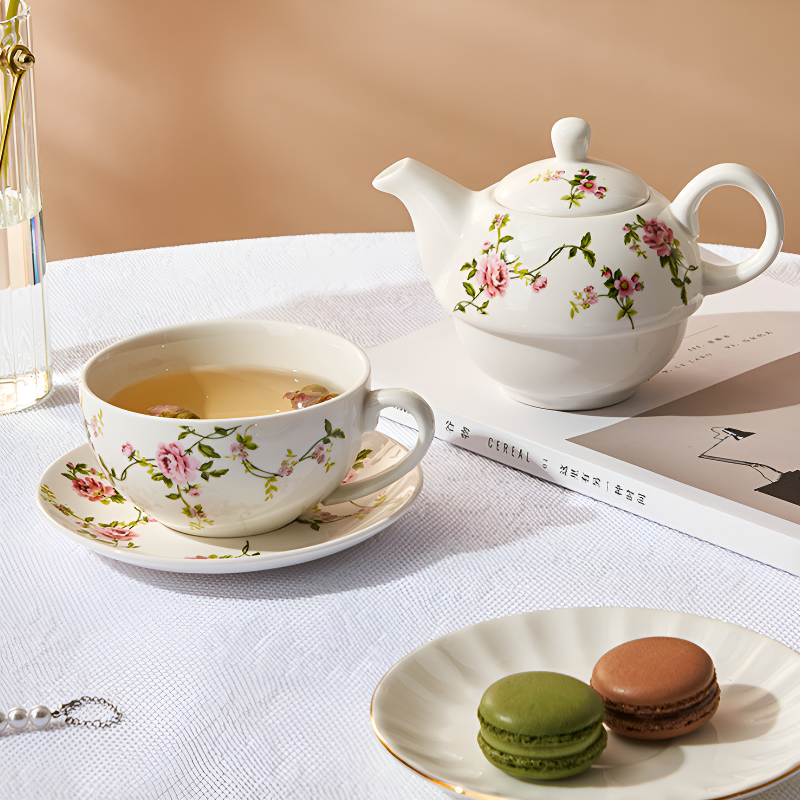 Englische Teekanne Gartendekor