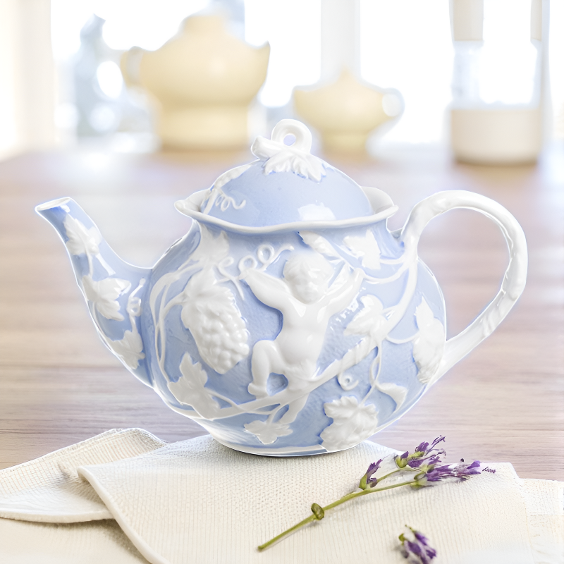 Englische Teekanne romantisches Dekor