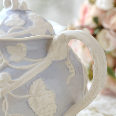 Englische Teekanne romantisches Dekor