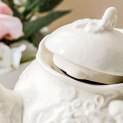 Englische Teekanne romantisches Dekor