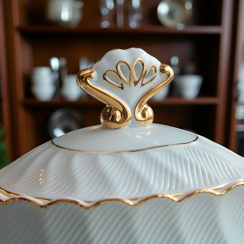 Englische Teekanne vergoldet