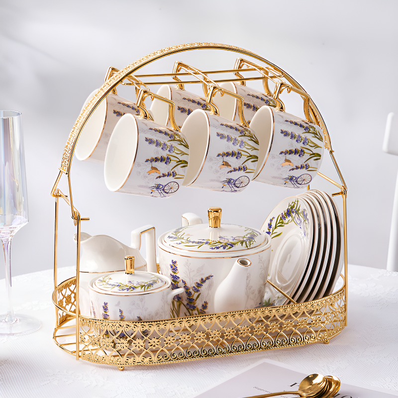 Englisches modernes Teeservice