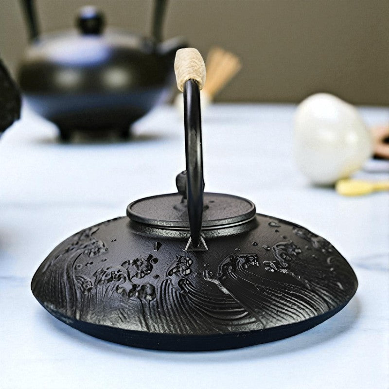 Flache Gusseisen Teekanne