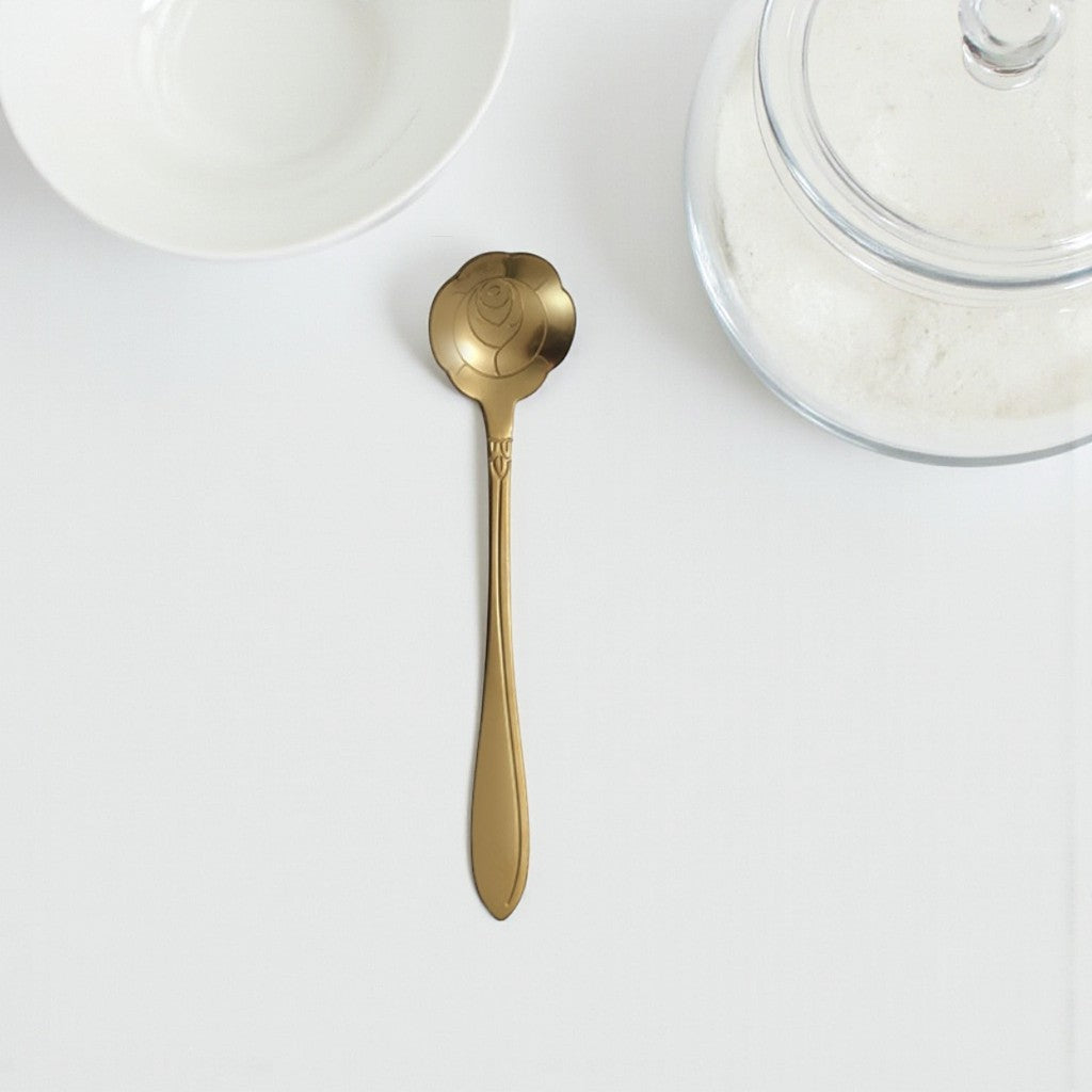 Geblümter Teelöffel