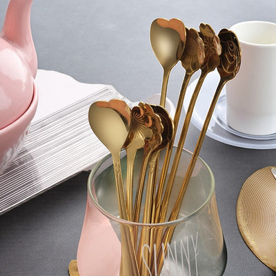 Geblümter Teelöffel