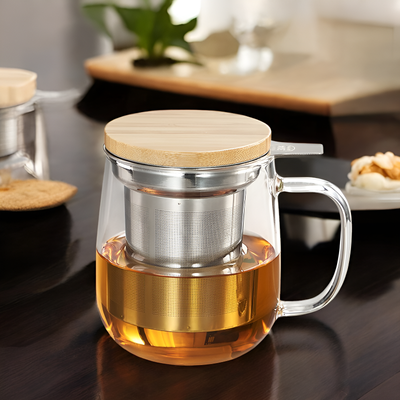 Glas Becher mit Filter