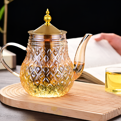 Glas Teekanne mit Filter und Stempel