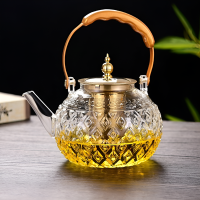 Glas-Teekanne mit Sieb