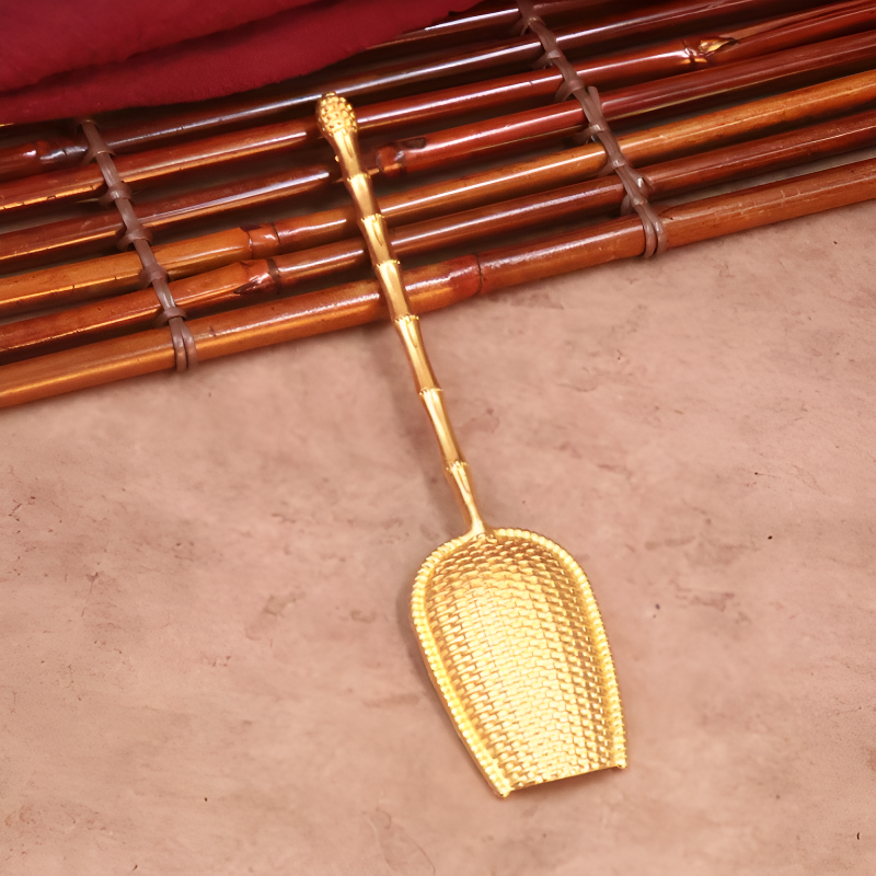 Goldener Teelöffel