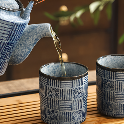 Große chinesische Teekanne